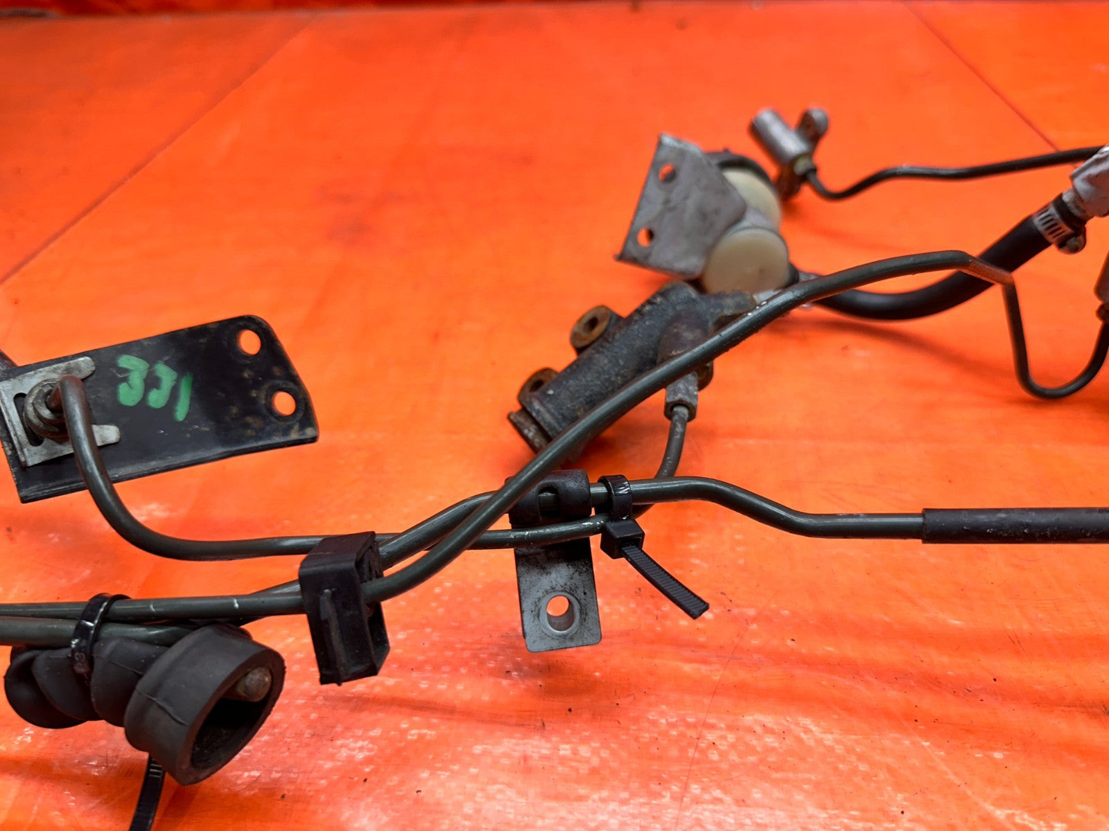 94 01 ACURA INTEGRA MANUAL CLUTCH MASTER SLAVE CYLINDER AND LINES OEM #3316