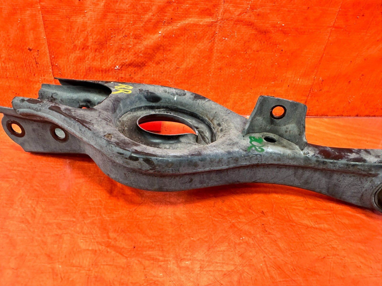 10 16 HYUNDAI GENESIS COUPE 3.8L PASSENGER RIGHT REAR LOWER CONTROL ARM OEM 3027