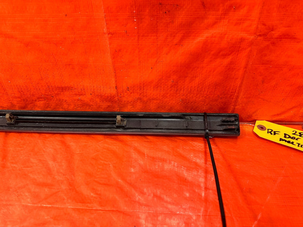96 00 HONDA CIVIC COUPE & HATCH   DOOR MOLDING IMPACT STRIP RIGHT SIDE OEM #28711