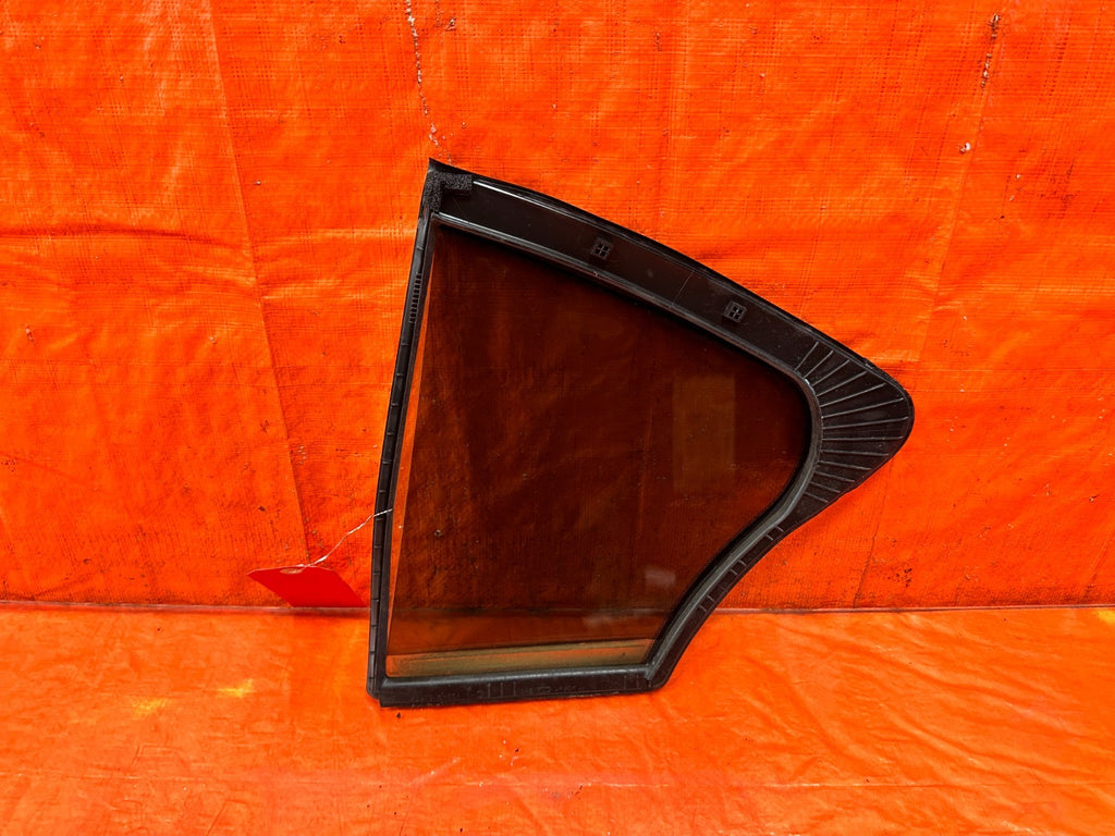 14 20 INFINITI Q50   PASSENGER RIGHT REAR   DOOR VENT GLASS   OEM #3141