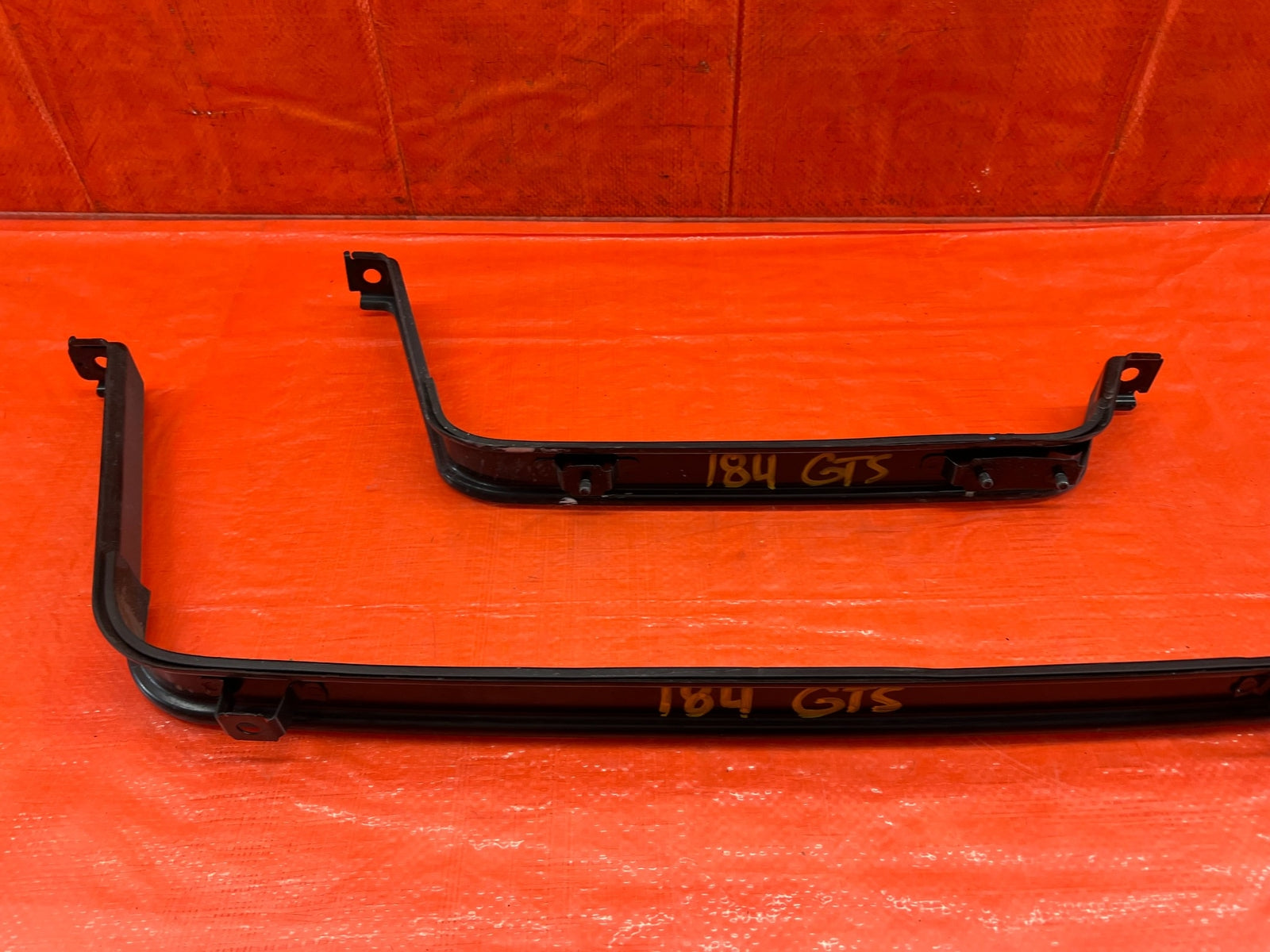 18 21 HONDA ACCORD   GAS GASOLINE FUEL TANK MOUNTING STRAPS BAND SET   OEM #1846