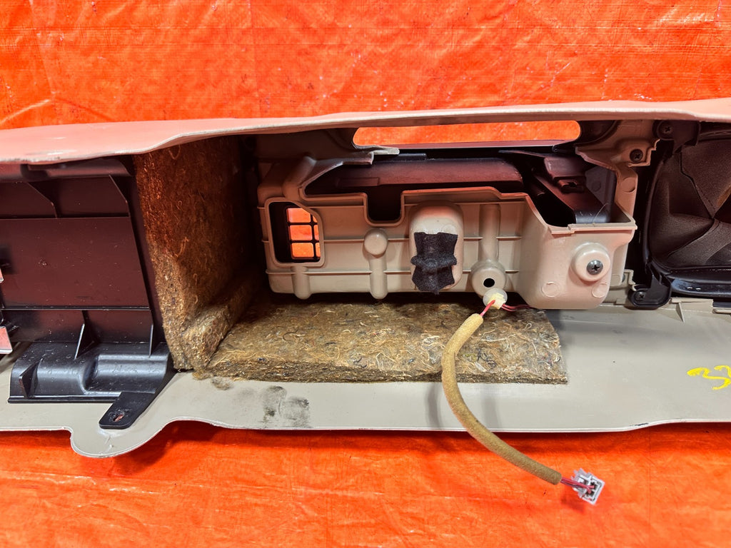 97 01 HONDA PRELUDE   ARM REST / CENTER CONSOLE STORAGE COMPARTMENT TAN OEM 32323