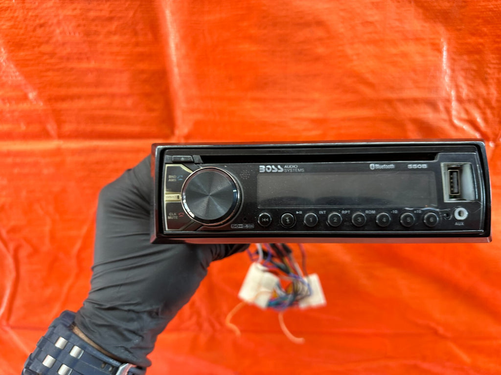 Aftermarket BOSS AM FM CD Player Radio Receiver Face ID 550B #2364