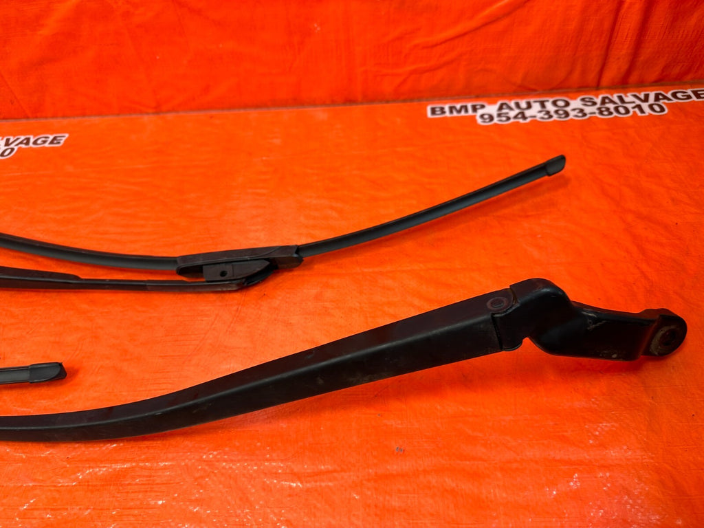 08 12 HONDA ACCORD SEDAN   WINDSHIELD WIPER ARMS LEFT & RIGHT ARM SET   OEM #2512