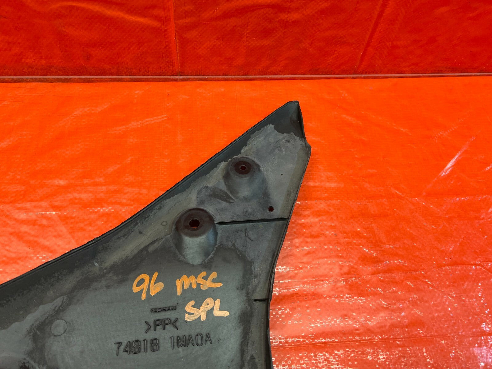 14 19 INFINITI Q50   REAR FLOOR TUNNEL COVER PASSENGER RIGHT SIDE 74818 1MA0B 5