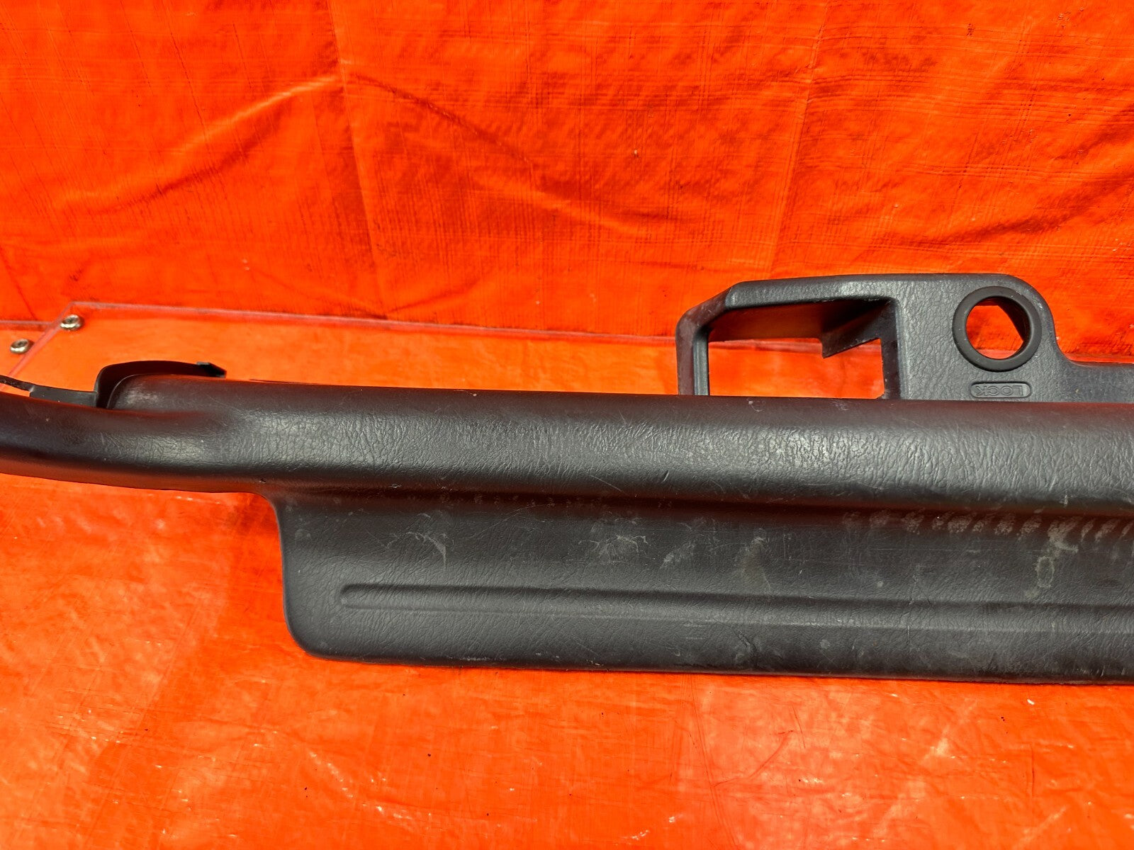96 00 HONDA CIVIC COUPE   LEFT AND RIGHT FLOOR PILLARS SCUFF PLATES GRAY OEM 27416