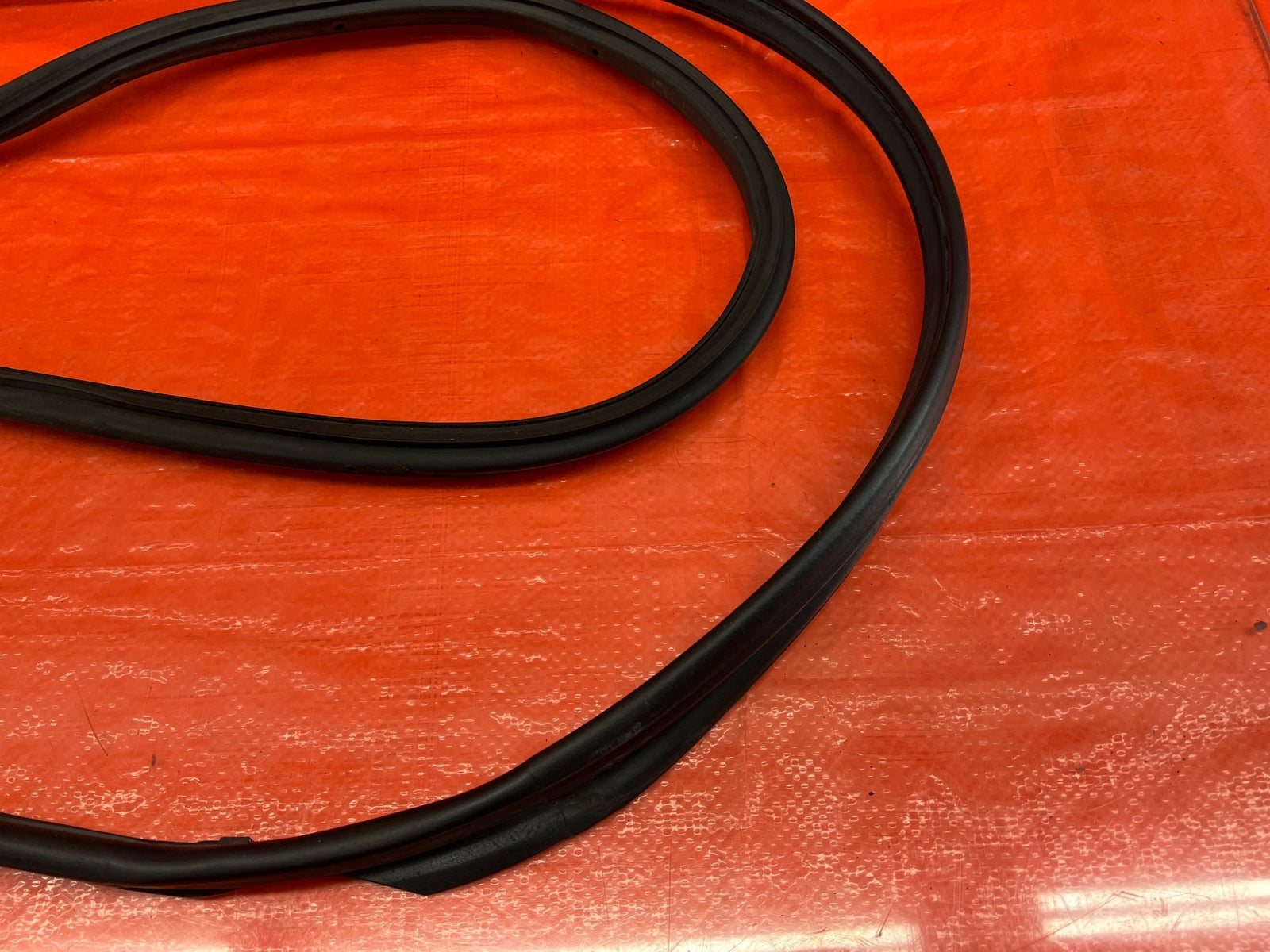 02 05 HONDA CIVIC SI EP3 HATCH LEFT DOOR WEATHER STRIP TRIM SEAL GASKET OEM 1869