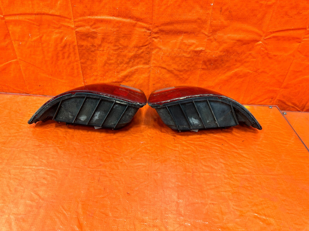 93 97 HONDA DEL SOL   FACTORY TAIL LIGHTS TAIL LAMPS LEFT & RIGHT   OEM #2957
