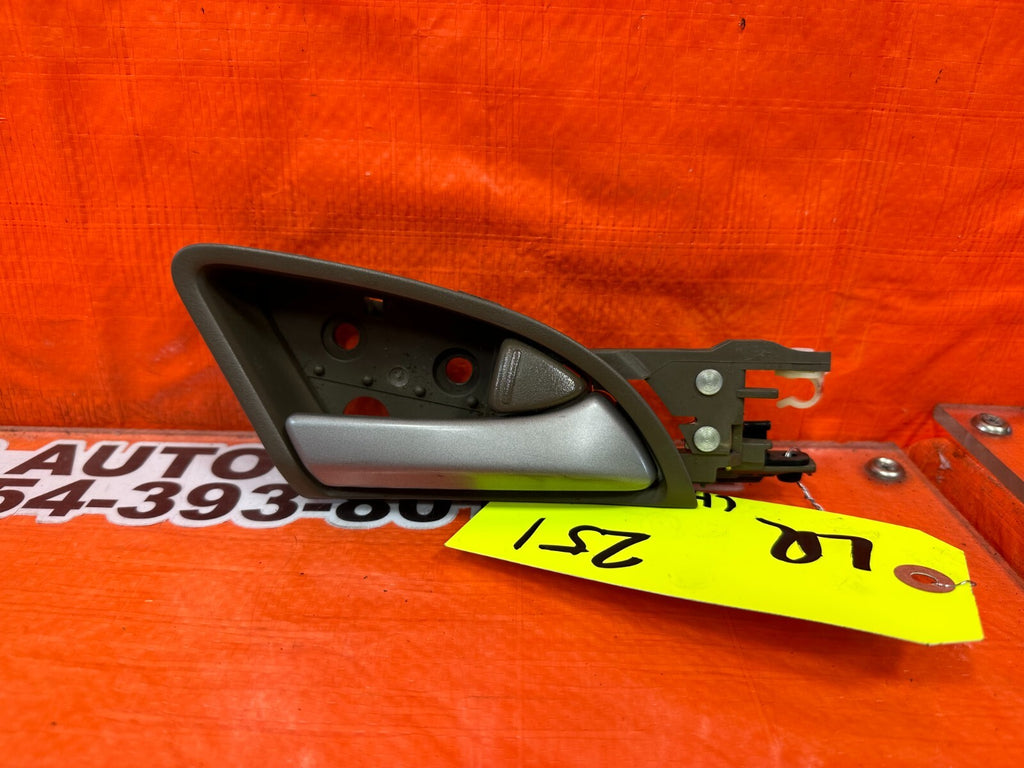 08 12 HONDA ACCORD SEDAN   PASSENGER RIGHT REAR   INTERIOR DOOR HANDLE   OEM 2510