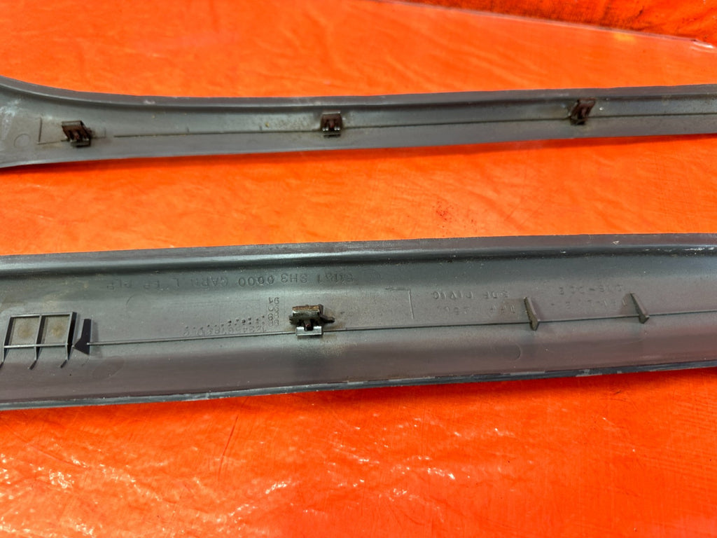 90 91 HONDA CIVIC HATCHBACK   LEFT & RIGHT A PILLARS   OEM 32512