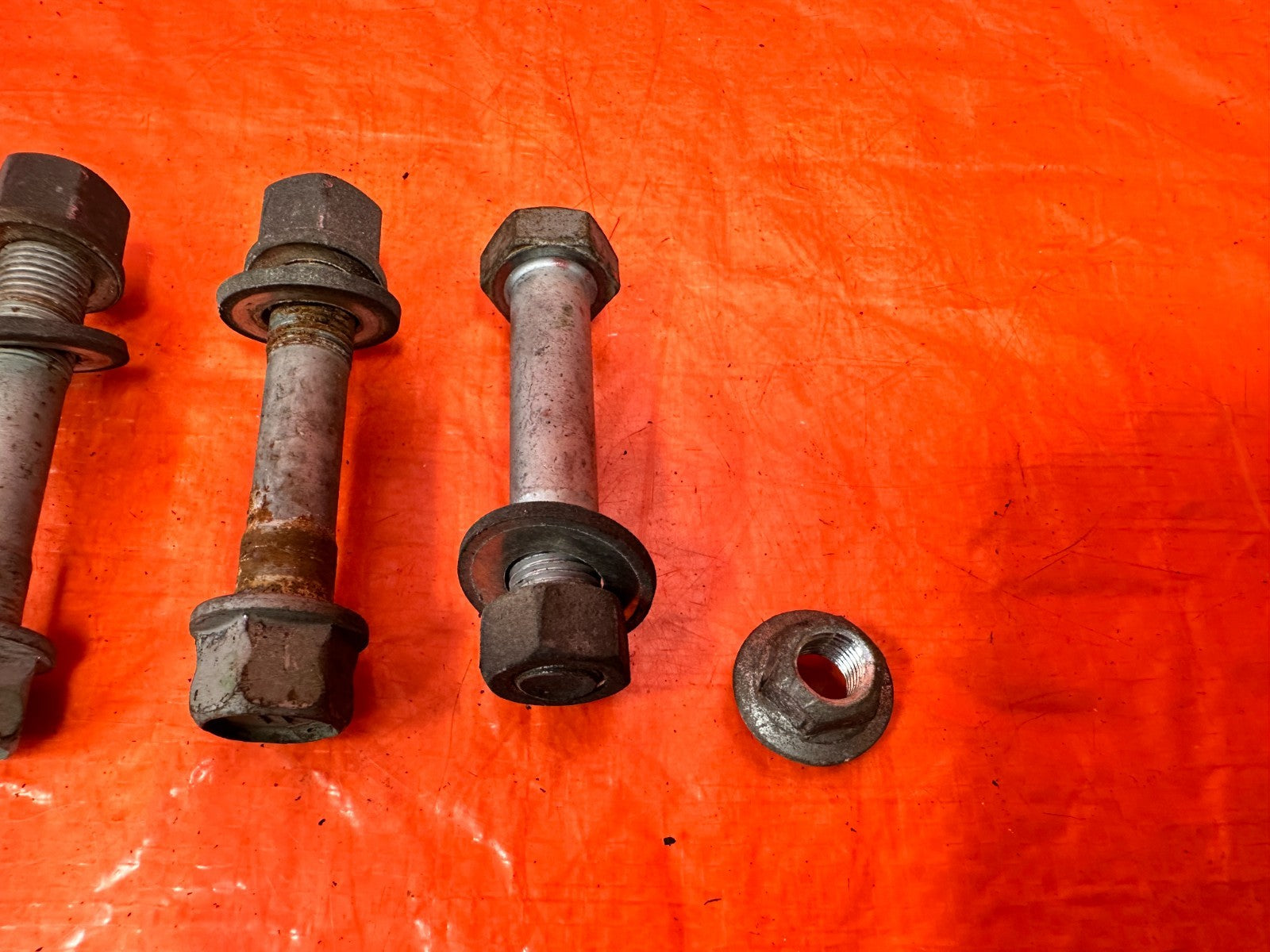 08 15 INFINITI G37 & Q60 DRIVESHAFT DRIVE SHAFT PROPELLER SHAFT BOLTS   OEM 3205