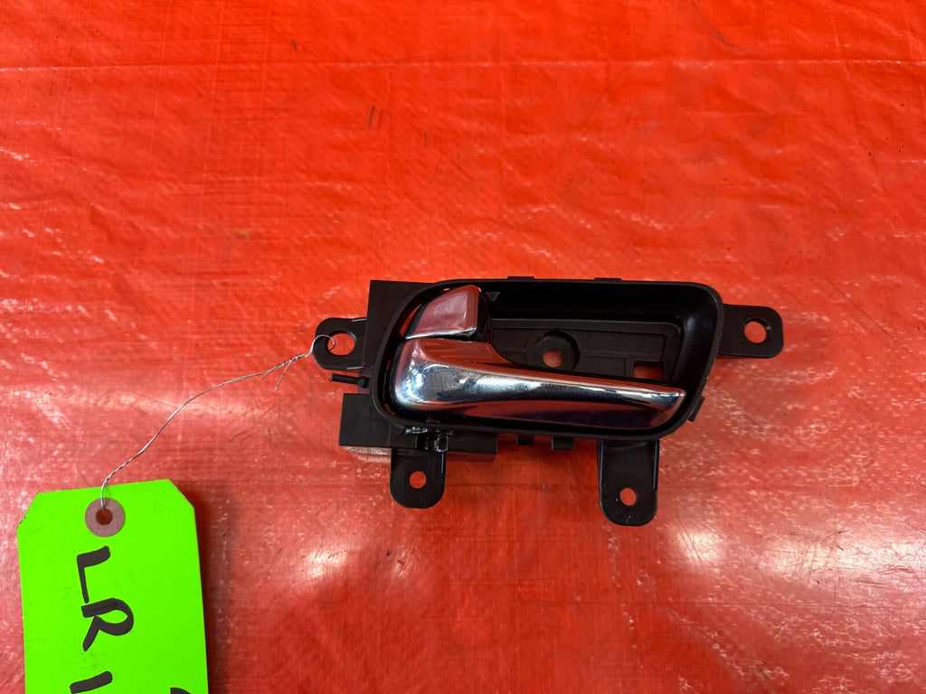 09 13 INFINITI G37 SEDAN   DRIVER LEFT REAR INTERIOR DOOR HANDLE   OEM #2383