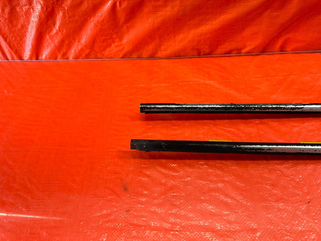 96 00 HONDA CIVIC COUPE HATCH EXTERIOR DOOR WINDOW GLASS TRIM SET LEFT RIGHT 1818