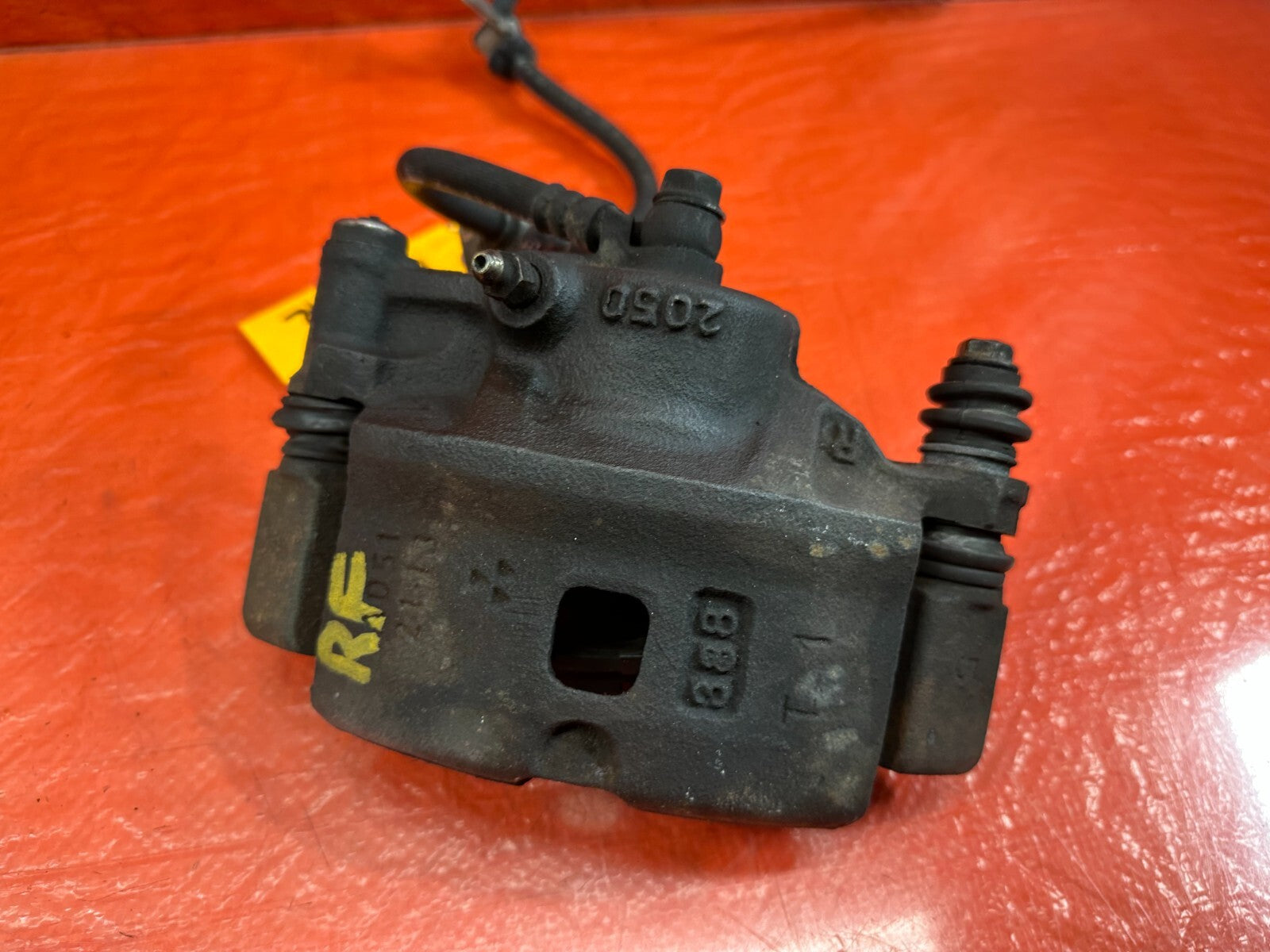 93 94 HONDA DEL SOL SI   PASSENGER RIGHT FRONT BRAKE CALIPER OEM FACTORY 2273
