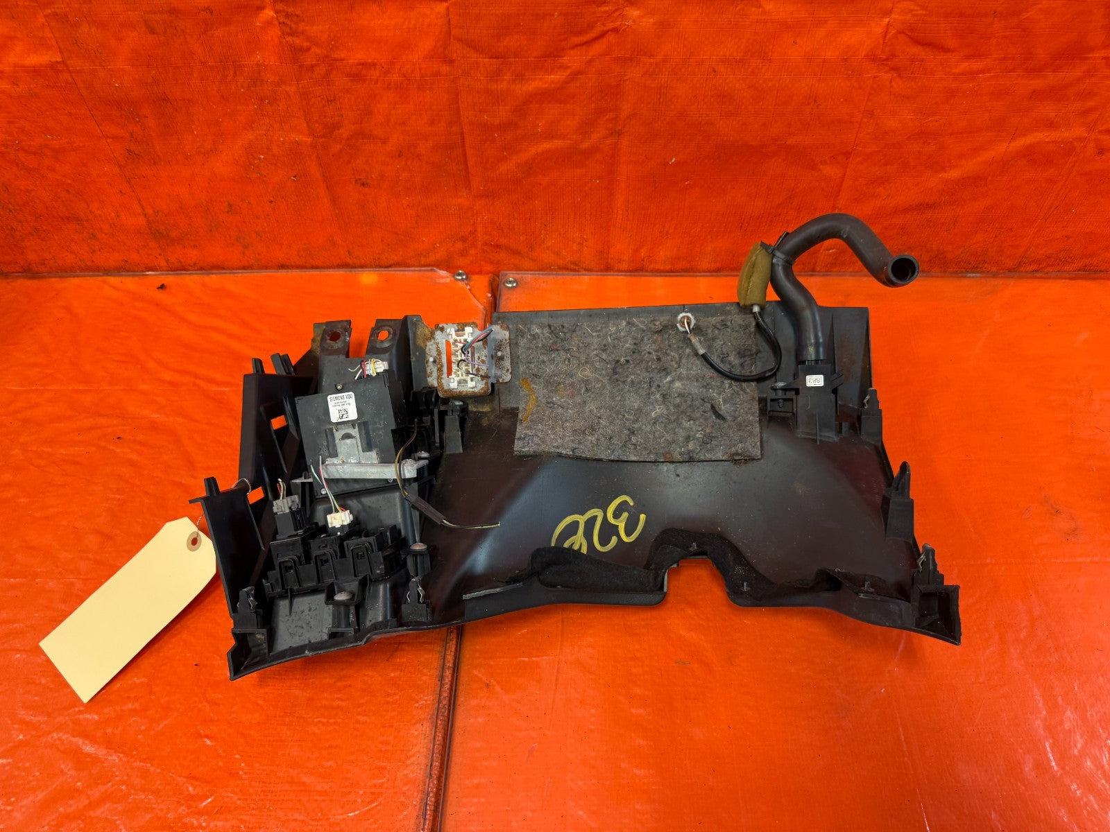08 15 INFINITI G37 Q60 COUPE   KNEE TRIM UNDER STEERING COLUMN LOWER COVER   3289