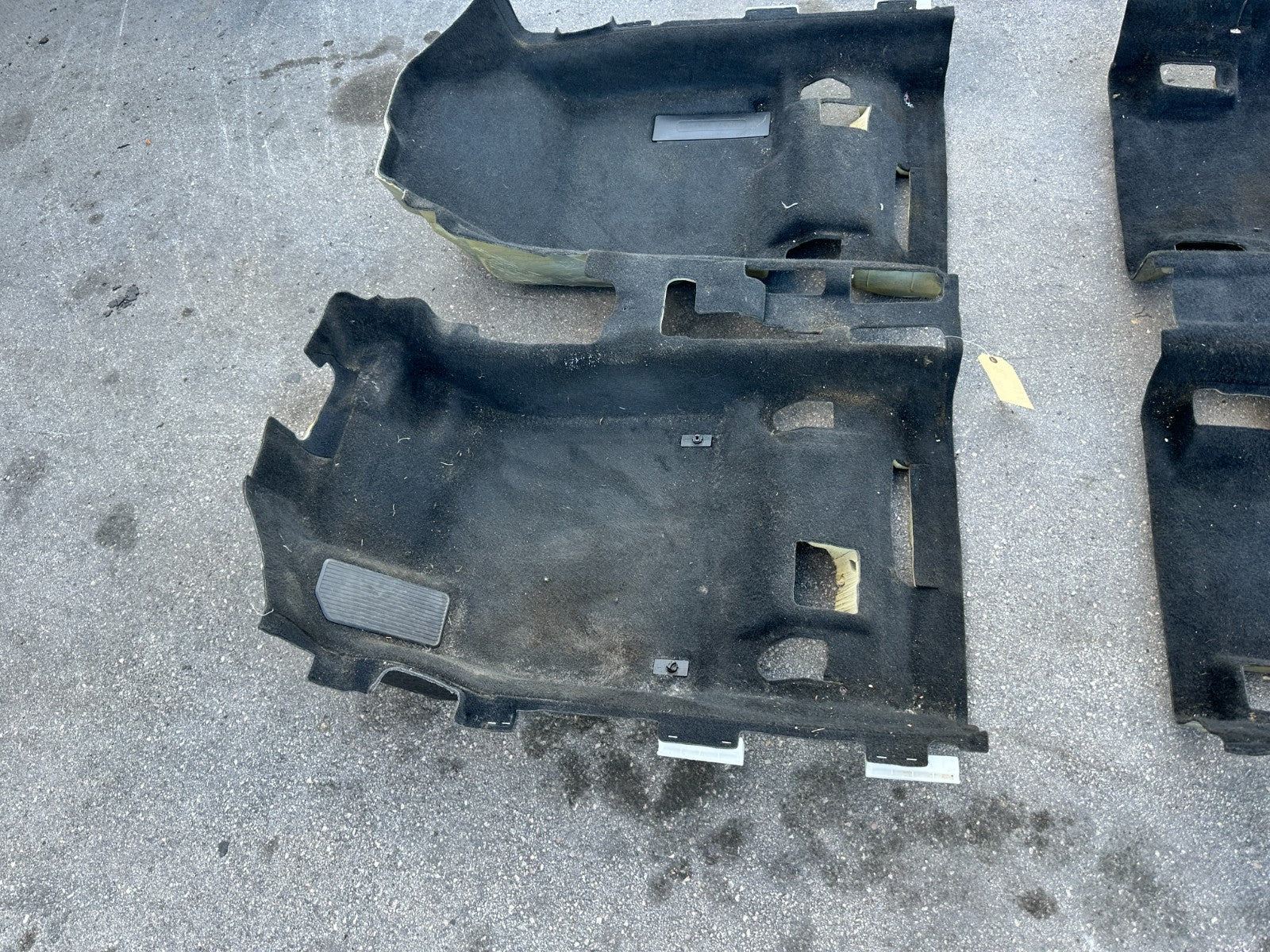 18 22 HONDA ACCORD 1.5L   CARPET   FRONT AND REAR PORTION   COMPLETE   OEM #3248
