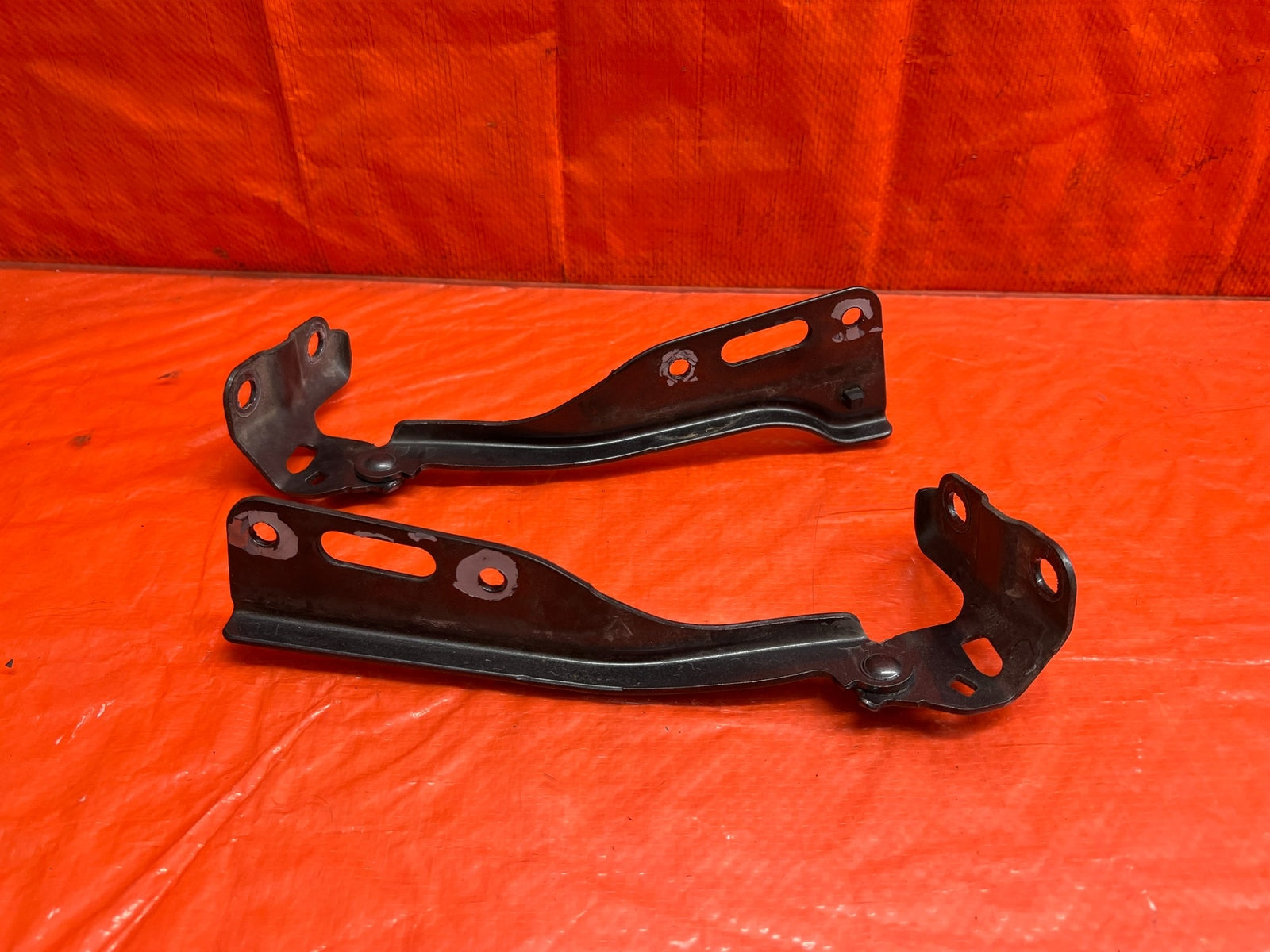 08 12 HONDA ACCORD   HOOD HINGE SET   LEFT AND RIGHT HINGES   OEM #1740