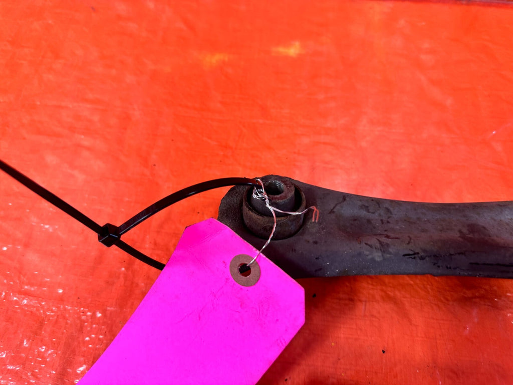 99 00 HONDA CIVIC SI EM1   REAR SWAY BAR MODEL REAR LOWER CONTROL ARMS   OEM 2847