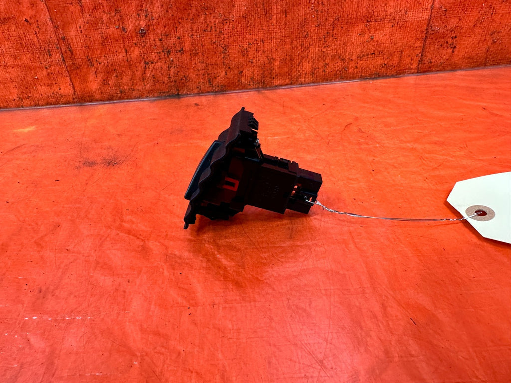 06 08 ACURA TSX   EMERGENCY HAZARD SWITCH BUTTON   OEM FACTORY #3222