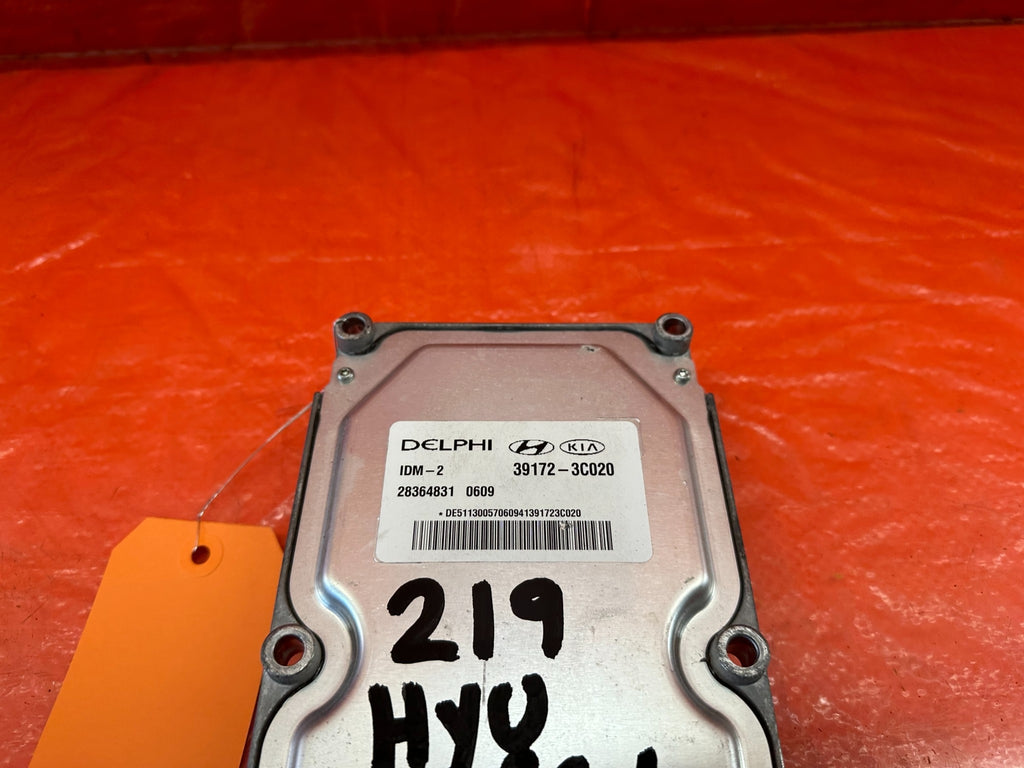 13 16 HYUNDAI GENESIS COUPE 3.8L   FUEL INJECTOR CONTROL MODULE 39172 3C020 #2196