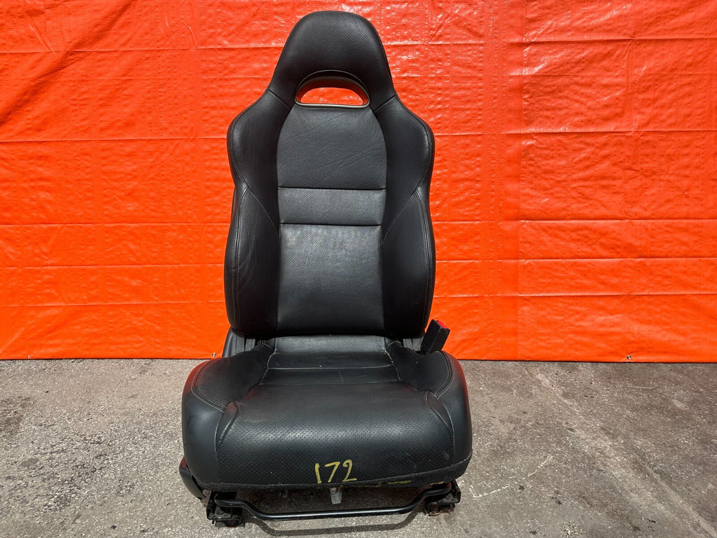05 06 ACURA RSX   PASSENGER RIGHT   BLACK LEATHER SEAT   OEM FACTORY OE #1720