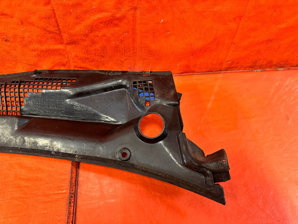 92 95 HONDA CIVIC   WINDSHIELD WIPER COWL TRIM PLASTIC   OEM FACTORY OE #3278