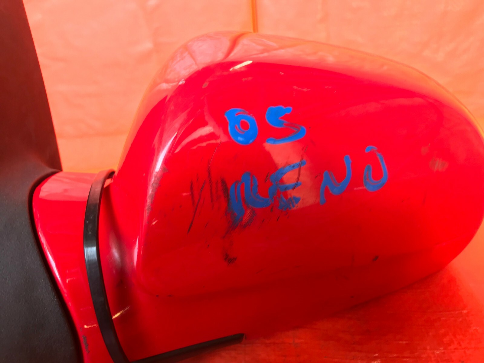 OEM 2005 05 SUZUKI RENO DRIVER LEFT SIDE VIEW MIRROR   RED   5 PIN1