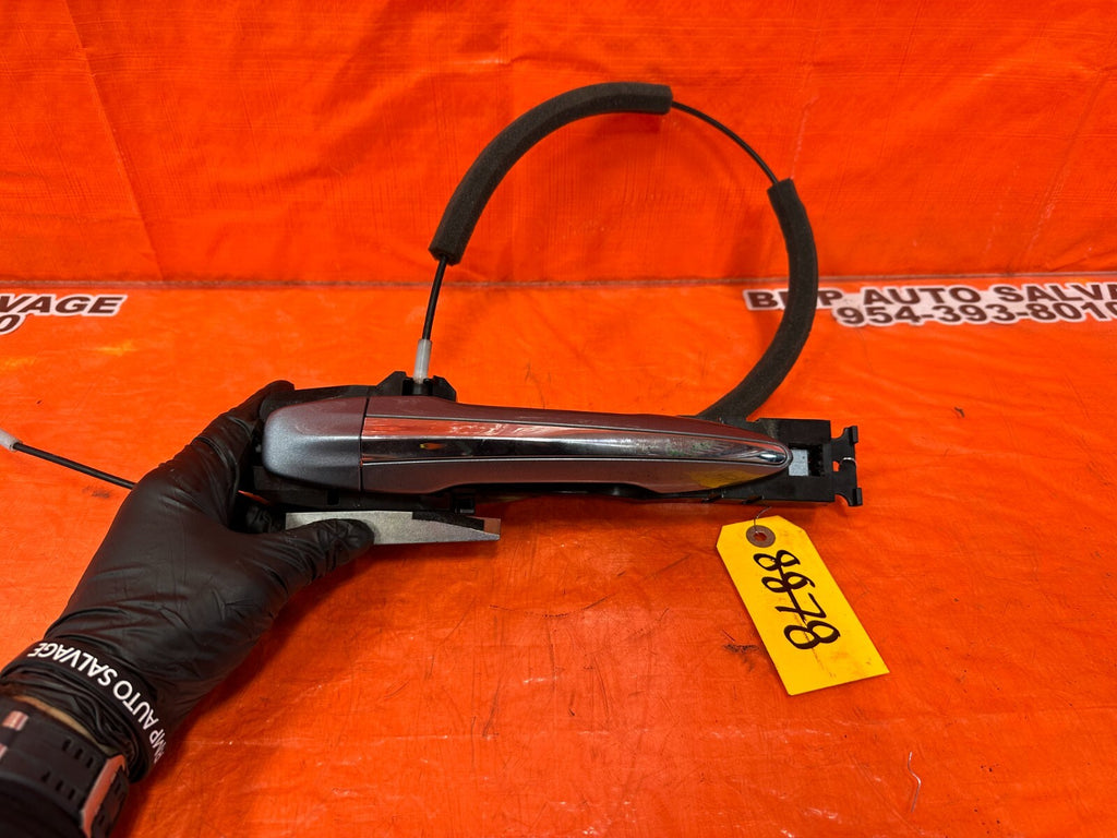 14 20 INFINITI Q50 DRIVER LEFT REAR EXTERIOR DOOR HANDLE W/ CAP & BASE OEM 87888