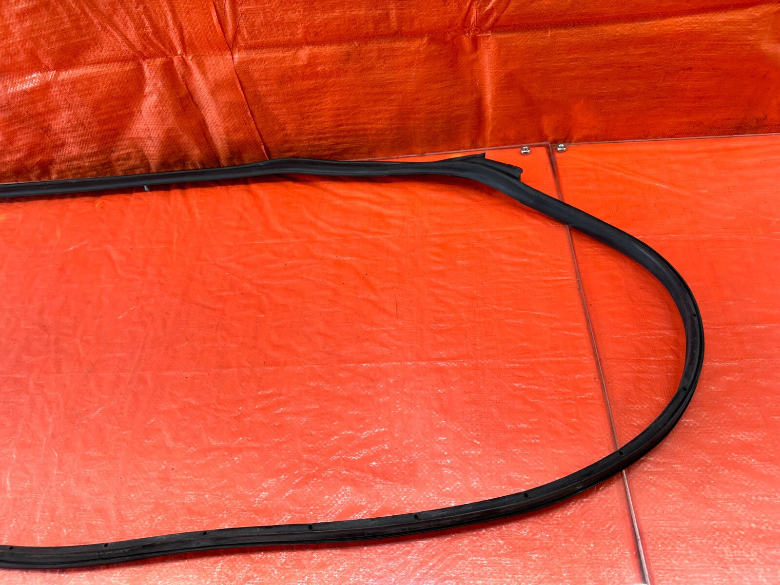 04 08 ACURA TL PASSENGER RIGHT REAR DOOR WEATHER STRIP TRIM SEAL GASKET OEM 2344