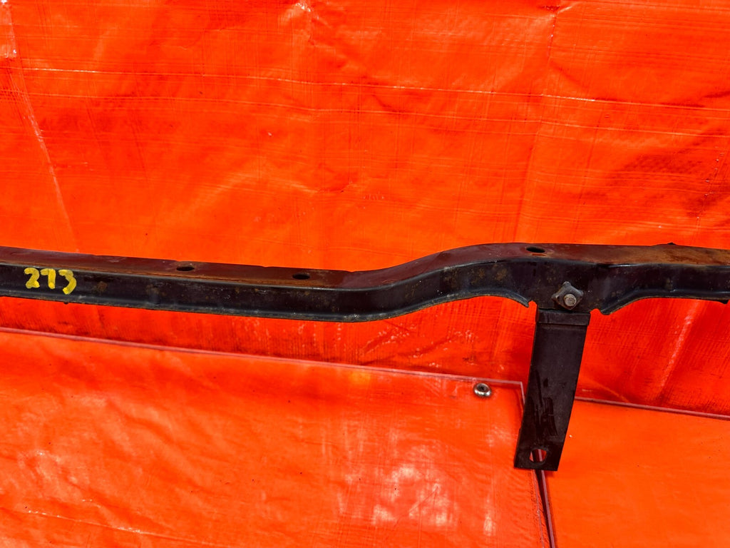 92 96 HONDA PRELUDE   REAR BUMPER MOUNTING BRACKET RETAINER   OEM #2735