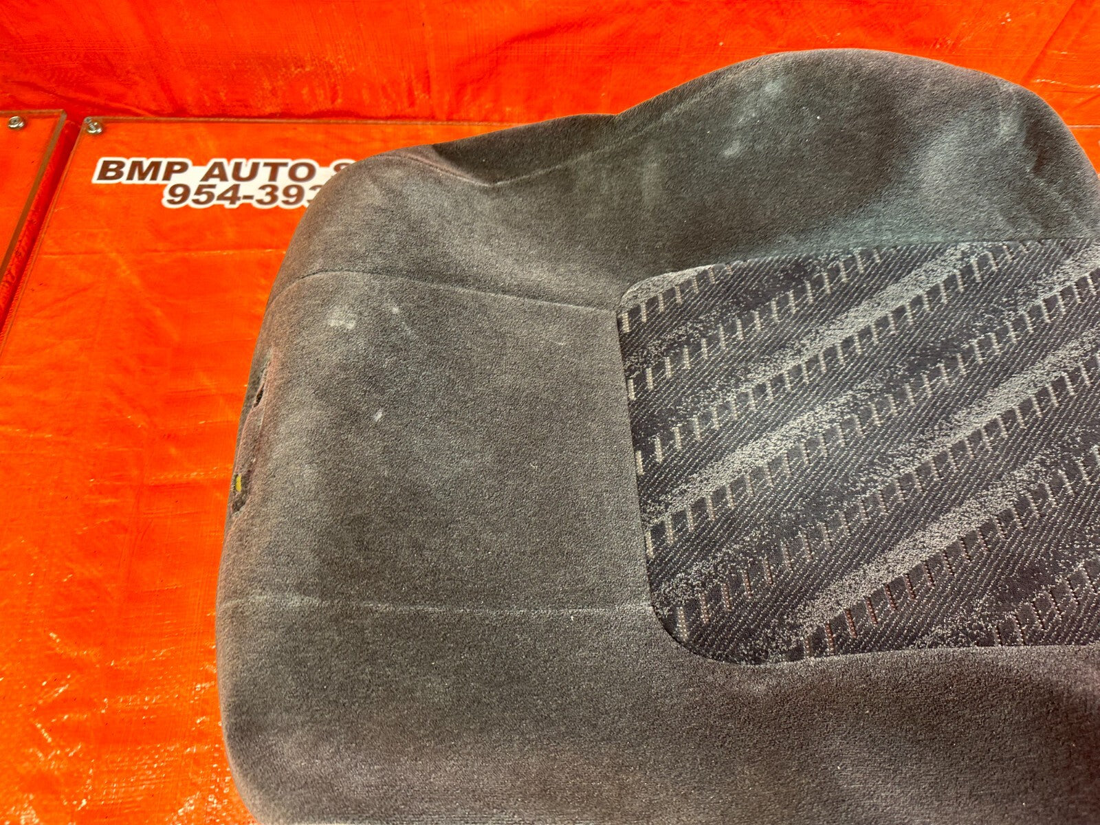 97 98 HONDA PRELUDE PASSENGER RIGHT FRONT UPPER SEAT COVER SKIN CUSHION OEM 25910