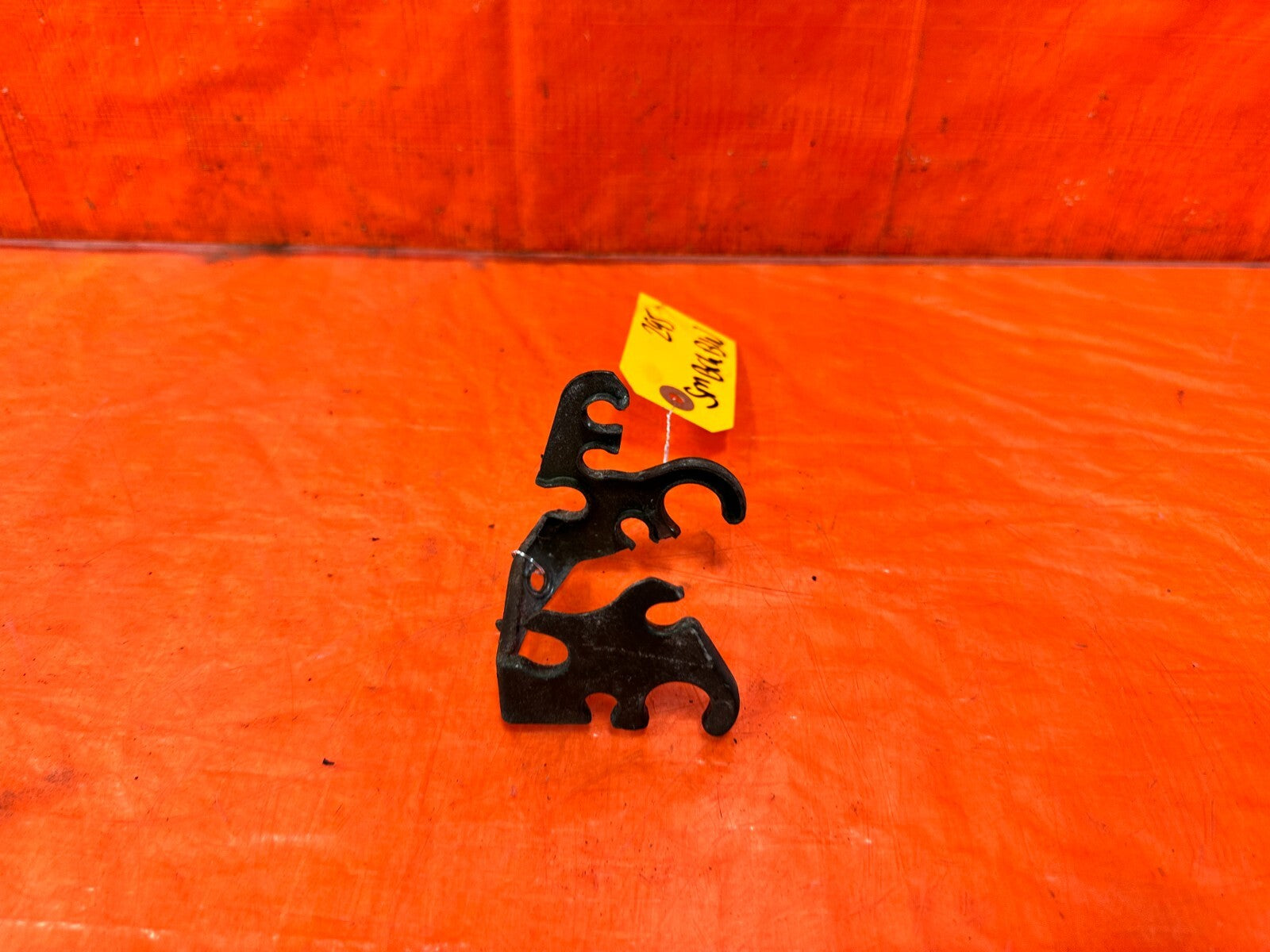 93 97 HONDA DEL SOL   BRAKE BOOSTER LINE BRACKET   OEM FACTORY OE #2952