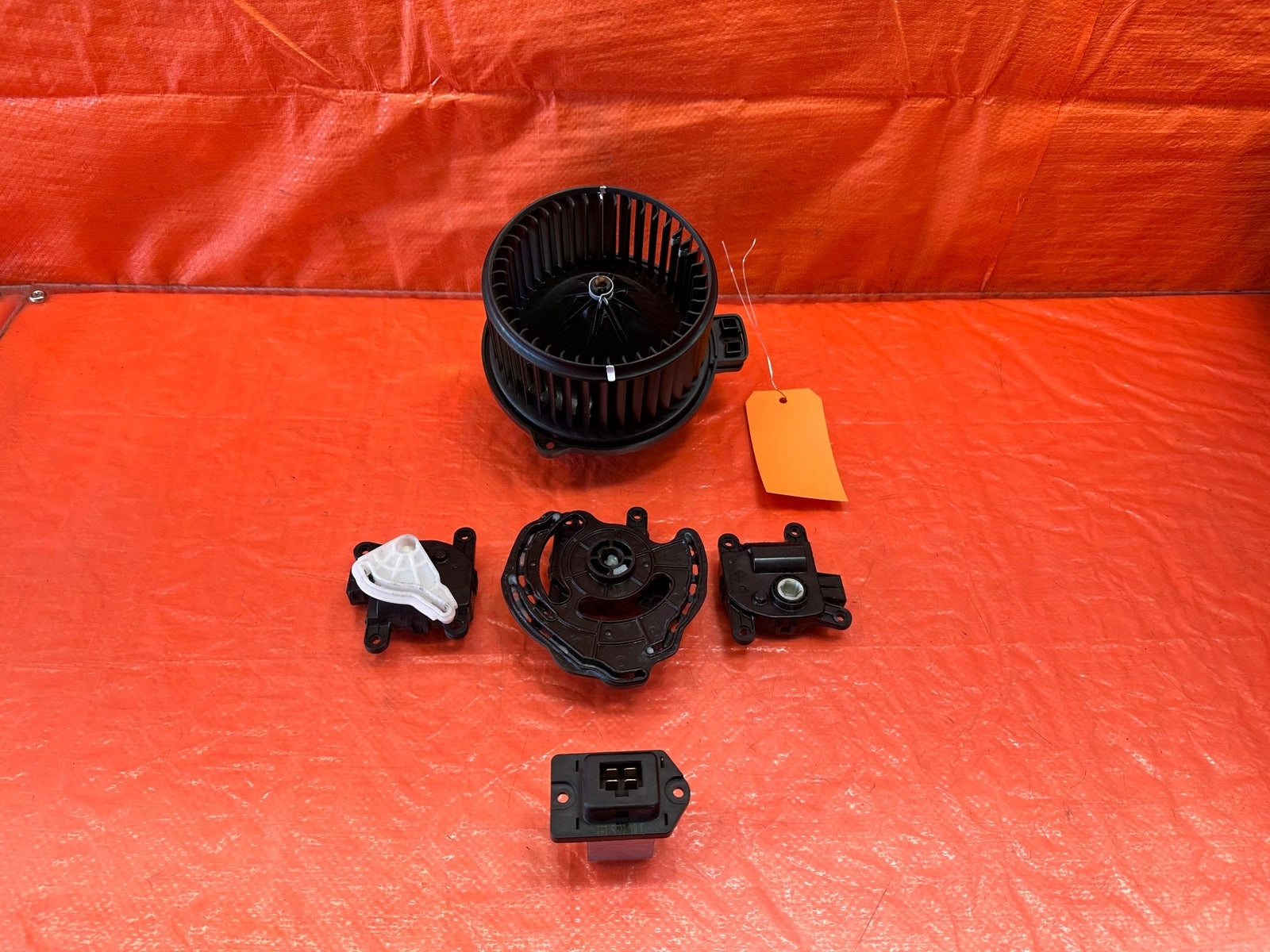 13 16 HYUNDAI GENESIS COUPE AIR CONDITIONING AC BLOWER MOTOR & RESISTOR OEM #21911