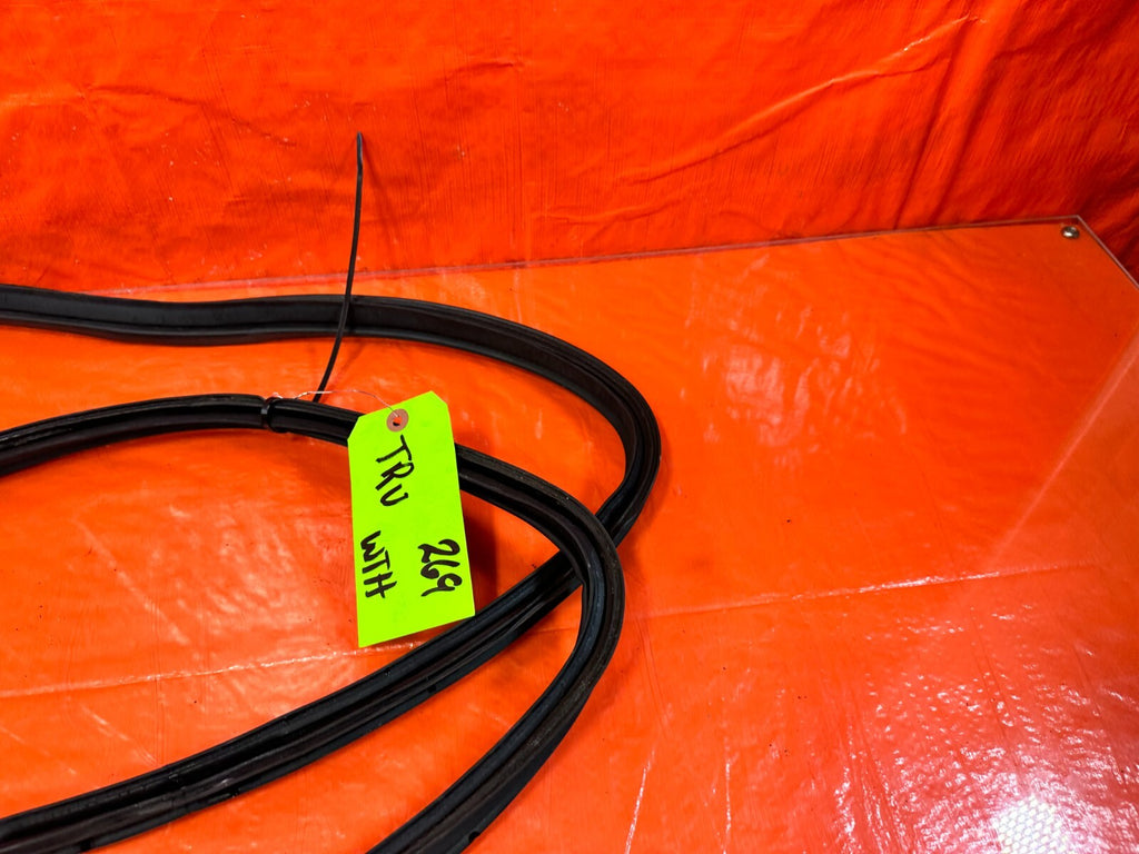 12 15 HONDA CIVIC SI 2D COUPE   REAR TRUNK WEATHER STRIP GASKET SEAL   OEM #2695