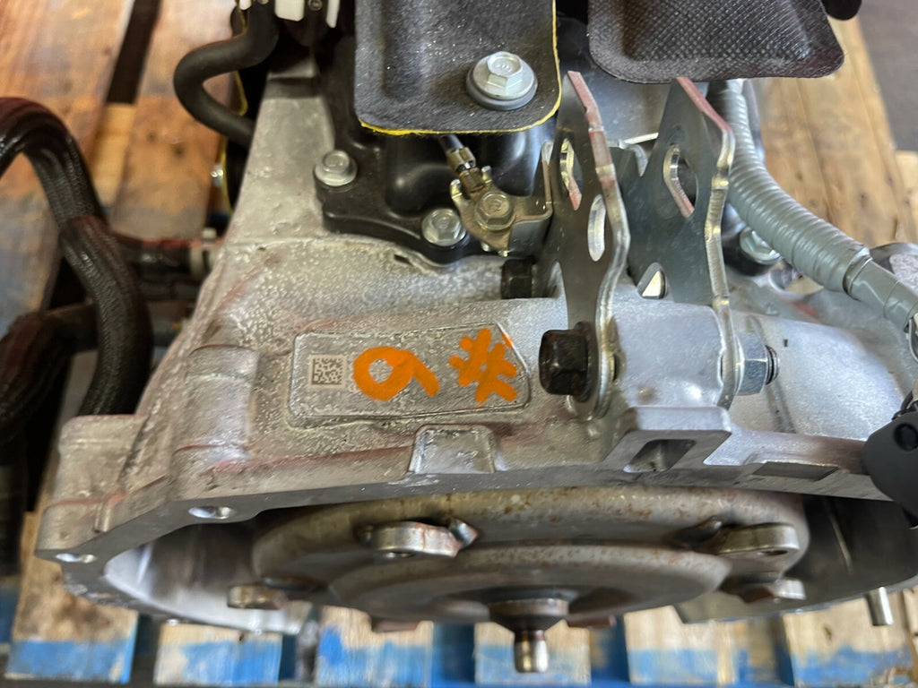 19 21 SUBARU CROSSTREK TRANSMISSION   2.0L AUTOMATIC MODEL   4500 MILES   OE #727