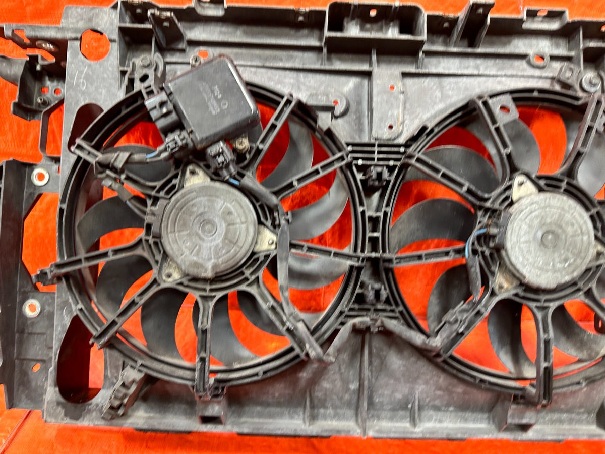 08-15 INFINITI G37 COUPE & - PLASTIC FRONT RADIAOTR SUPPORT W/ FANS - OEM 3117