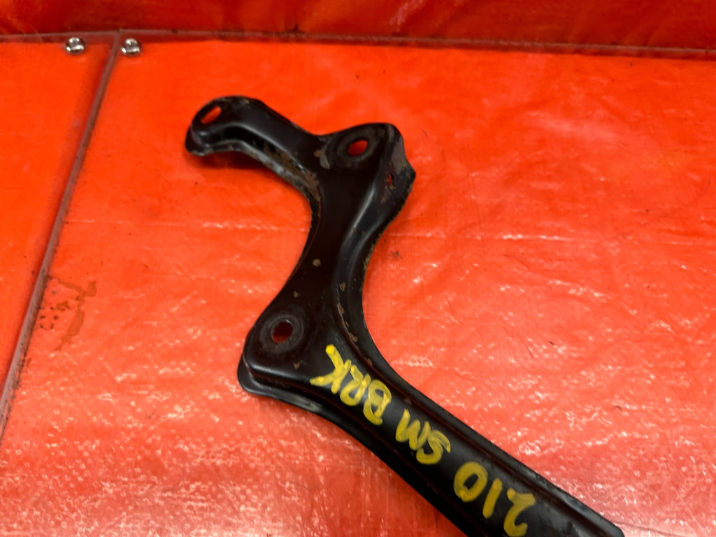 97 01 HONDA PRELUDE   FRONT SUB FRAME CROSSMEMBER REAR BRACKET STIFFENER #2105