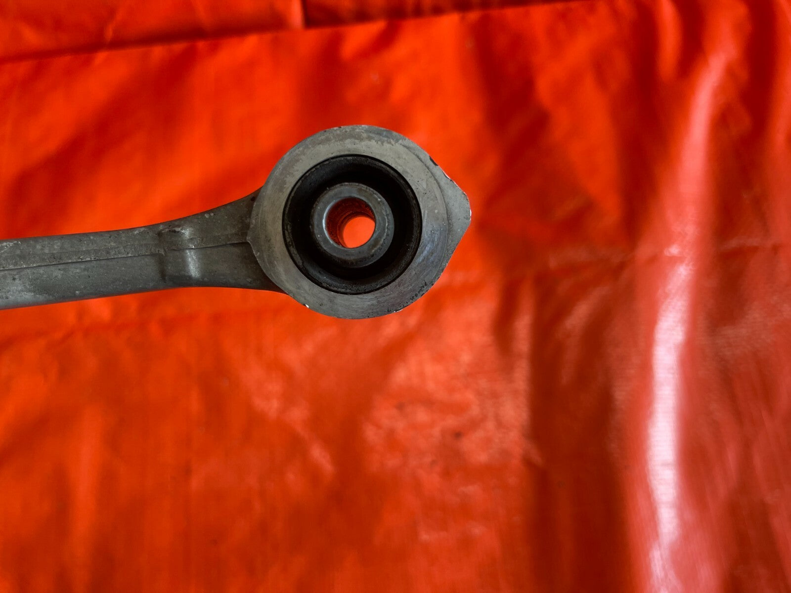 08 13 INFINITI   G37 2D COUPE   PASSENGER RIGHT FRONT   UPPER   CONTROL ARM   OE2