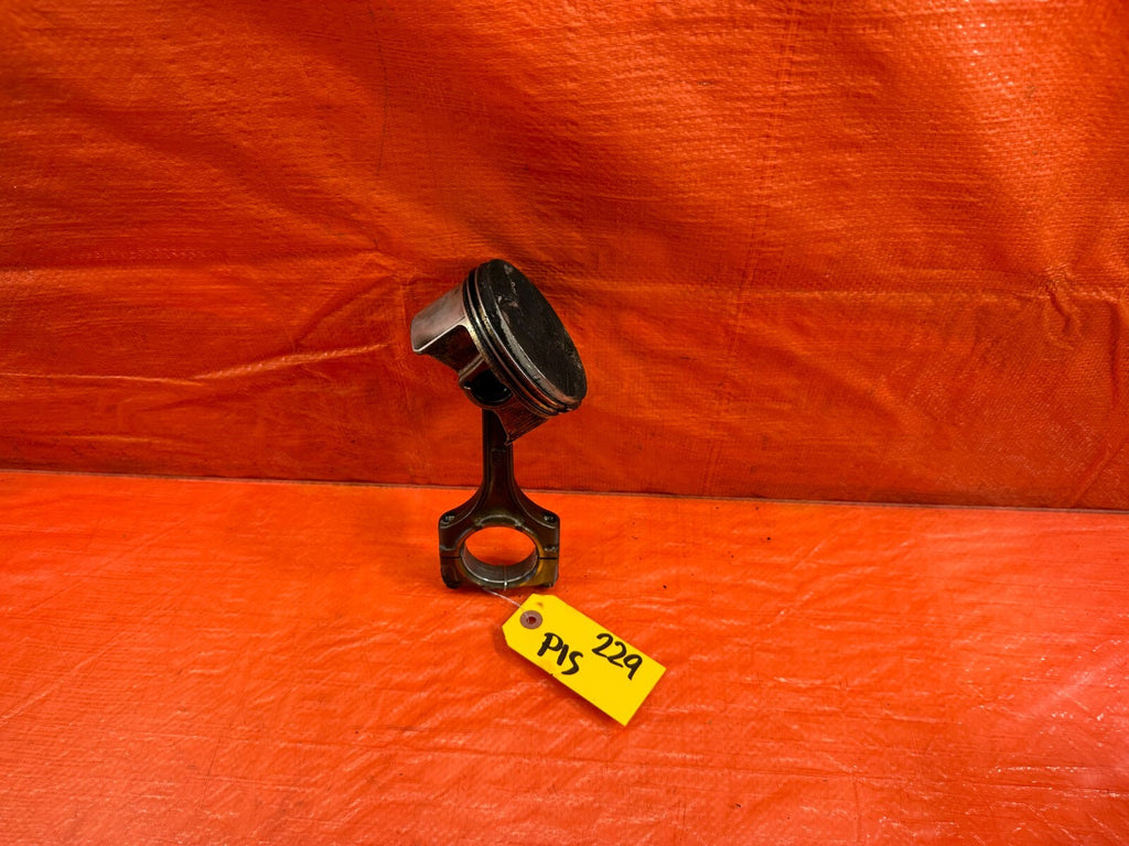 02 05 HONDA CIVIC SI EP3 HATCHBACK   K20A3 PISTON AND CONNECTING ROD   OEM 230 10