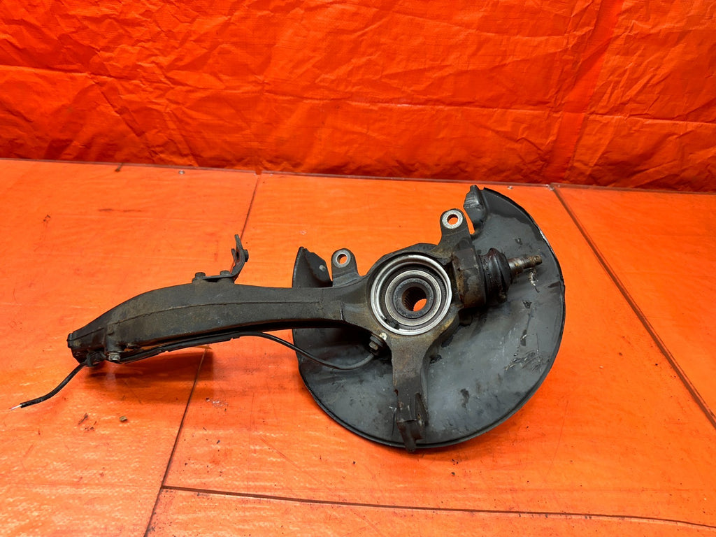 04-05 ACURA TSX 2.4L FRONT LEFT DRIVER SPINDLE KNUCKLE HUB OEM #33812