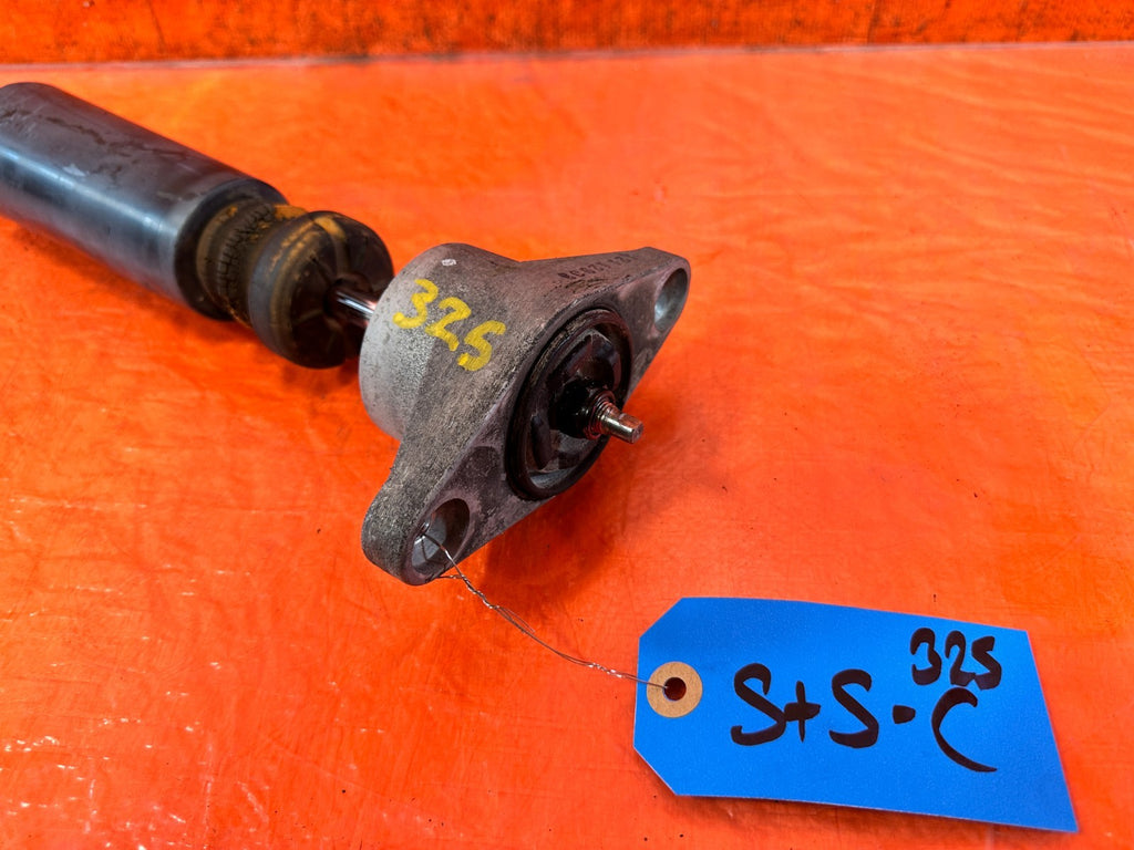 12 14 HYUNDAI GENESIS COUPE BK2 2.0L LEFT OR RIGHT REAR SHOCK   JUST 1   OEM 3252