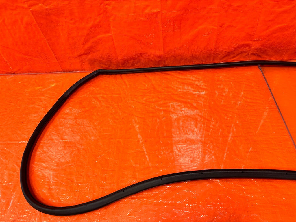 12 15 HONDA CIVIC SI 2D COUPE   PASSENGER RIGHT   DOOR WEATHER STRIP OEM #2698