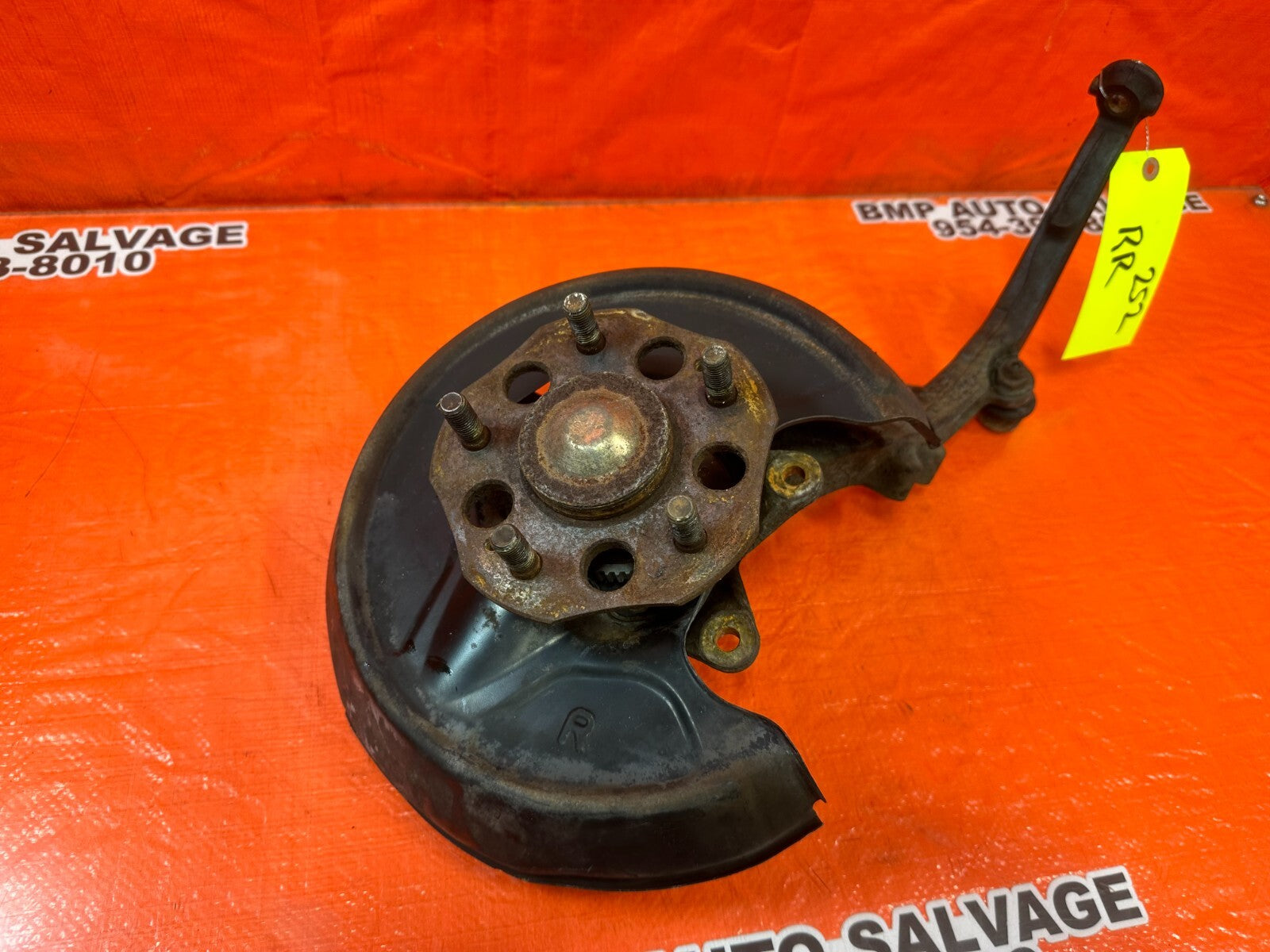 97 01 HONDA PRELUDE   PASSENGER RIGHT REAR   SPINDLE KNUCKLE HUB   OEM #2525