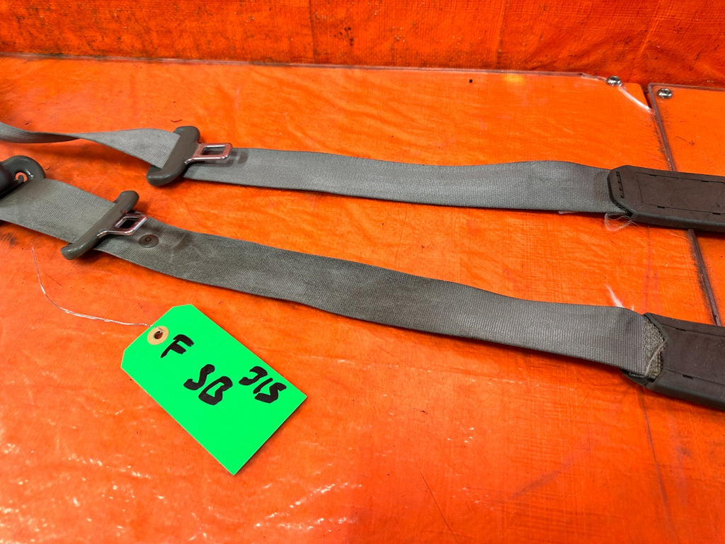 02 06 ACURA RSX   FRONT SEAT BELT SET   LEFT & RIGHT SEAT BELTS GRAY OEM #3154