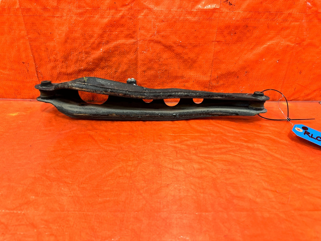97 01 HONDA CR V CRV   REAR LOWER CONTROL ARM   PASSENGER RIGHT SIDE   OEM #3014