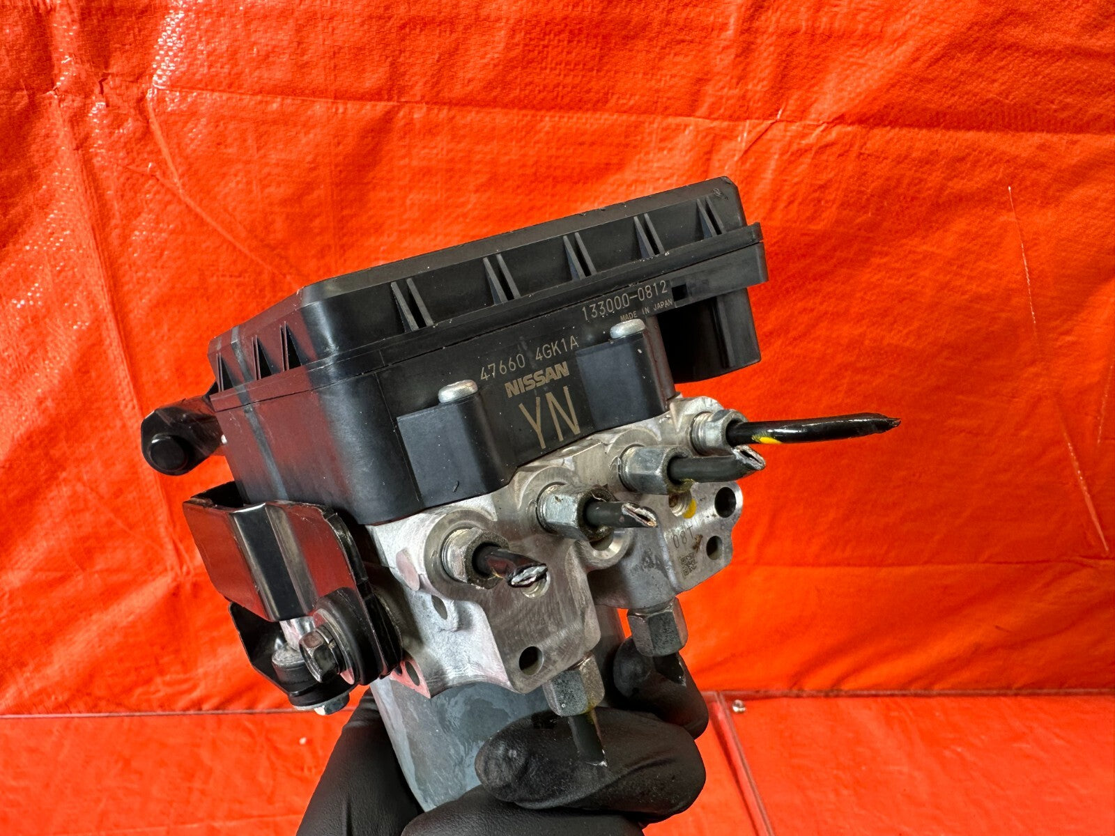 16 17 INFINITI Q50   RED SPORT 400   W/ PRE CRASH ONLY   ABS PUMP MODULE OEM 2227