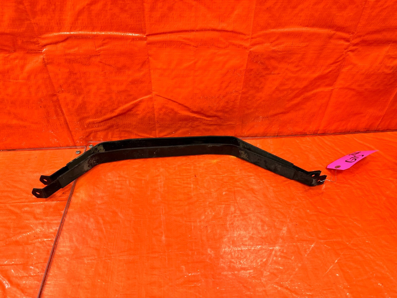 12 21 SUBARU WRX & STI  GASOLINE GAS FUEL TANK STRAP SET STRAPS SUPPORTS 2668