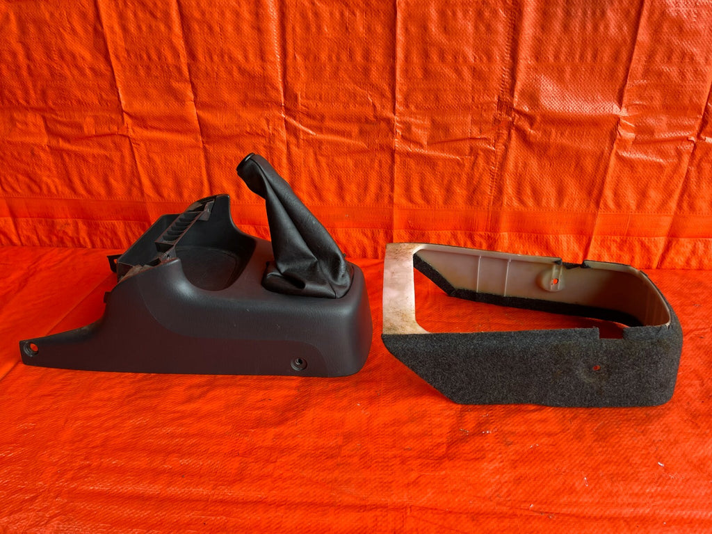 99 01 HONDA CR V CRV 5 SPEED MANUAL STICK SHIFT CENTER SHIFTER CONSOLE OEM #6710