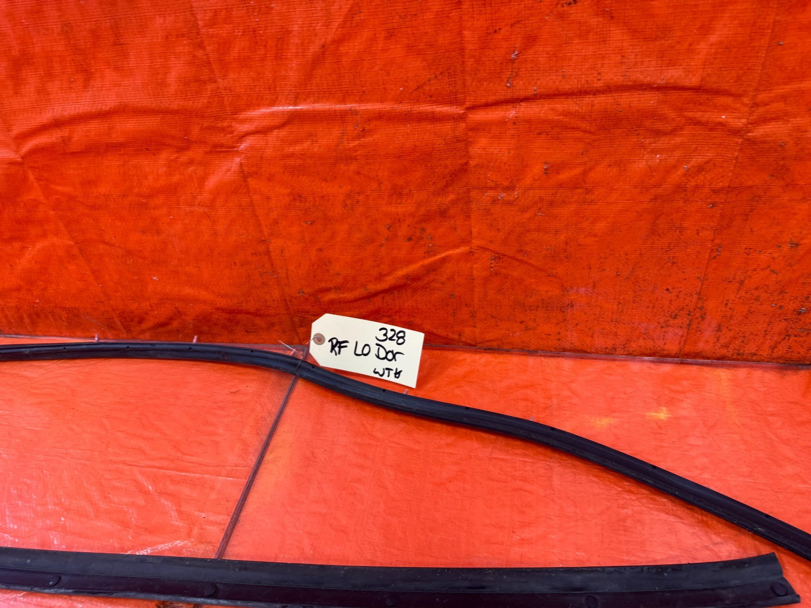 08 15 INFINITI G37 & Q60 2D COUPE RIGHT DOOR MOUNTED WEATHER STRIP OEM 3283