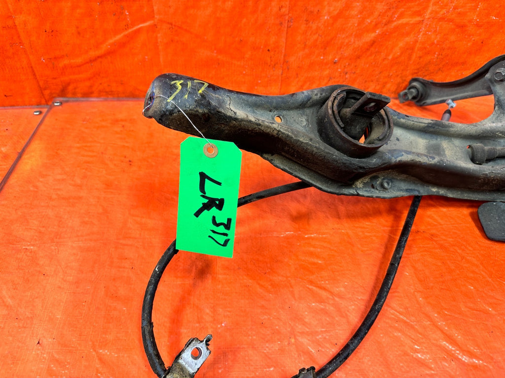 90 91 HONDA CIVIC HATCHBACK   DRIVER LEFT REAR TRAILING ARM LOWER ARM   OEM1